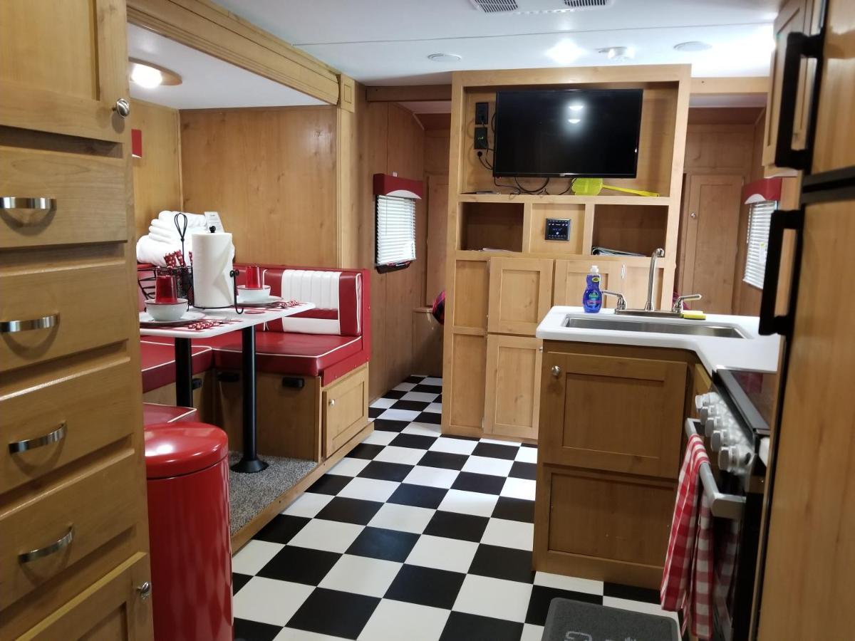 Umpqua'S Last Resort - Wilderness Cabins, Rv Park & Glamping Idleyld Park Dış mekan fotoğraf